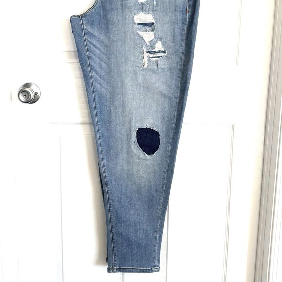 Lane Bryant Boyfriend Jeans Sz 18 (40x32)Light Wash Distressed Look New w/o Tags - Picture 6 of 16